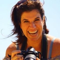 Hi-Tech Mom for 4 year old twins, Loving wife for amazing hubby, fashion addict, triathlete, photographer, cook, baker, scuba-diver, animal lover, vegan