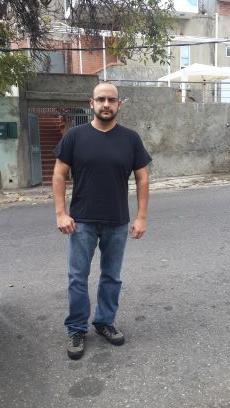 hectormorenom's profile picture. Tratando de ser coherente entre lo que pienso, digo y hago.