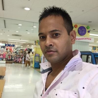 Dineshr331's profile picture. 