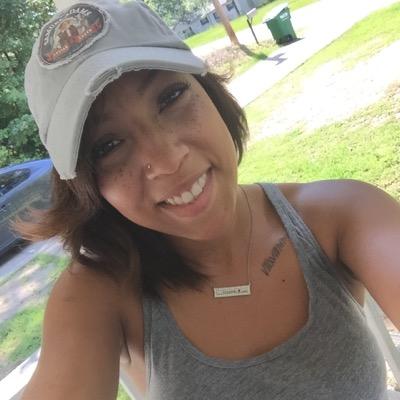 leaveittoszante's profile picture. 