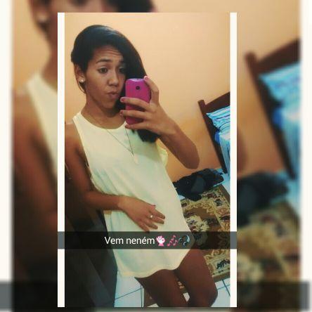 Ser feliz apenas isso rsrs✌