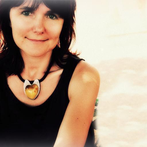*Green Smoothies & Juicing Addict * Vegan Warrior * Social Media & Wordpress Ninja * @joannaslodownik https://t.co/BCuvmVWiVl