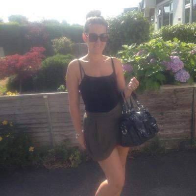 CompletelyNeile's profile picture. Dorset based lifestyle blogger, proud mumma, dreamer, and a lover of all things wonderful

completelyneile@gmail.com