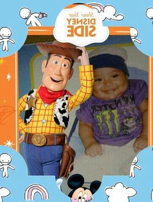 stalinreinoso1's profile picture. romeo santo