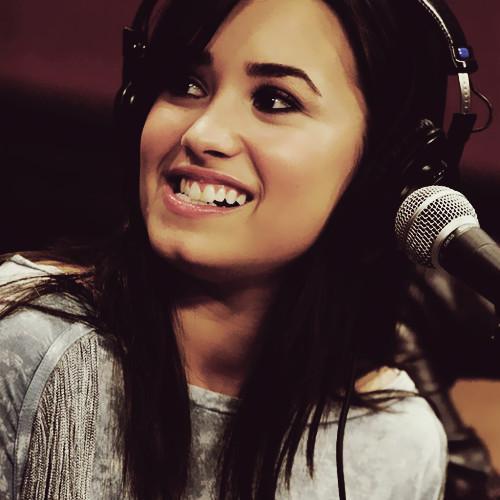 No sigas esta cuenta sigue a 
-----  @Dany01D !    ★☆★.★☆★. ! /Pide Follow Back/  @Dany01D