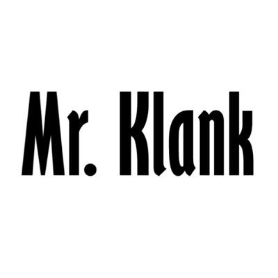 Mr.Klank aposta na união do velho e do novo Rock n’ Roll para agitar a galera com seu repertório nostalgicamente empolgante.