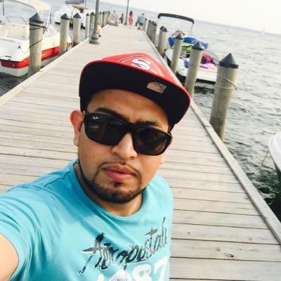 mreyes1083's profile picture. 