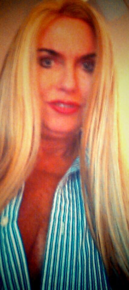 drbeachbabe's profile picture. for those that know me, know my story.