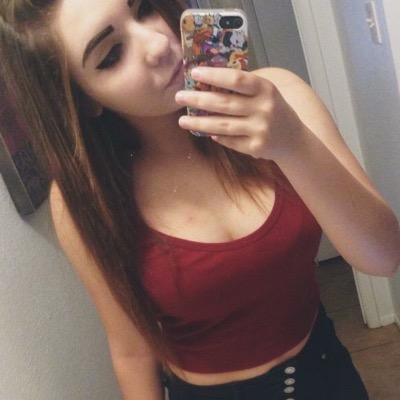 NicoleSalsatime's profile picture. 