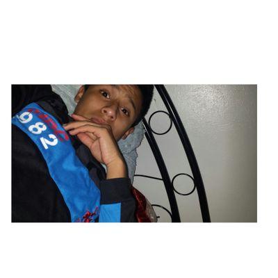 follow me on Instagram kid_imagine_
Snapchat kid_imaginee 
love all my followers