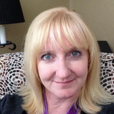 dammgirl21's profile picture. 