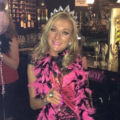 JoPositivePants's profile picture. Enthusiastic, passionate and positive person! Positivity is contagious! #BePositiveEveryDay #Smile #Happiness #Optimism 💖💕