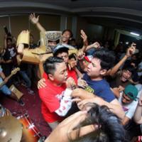 TAKE ONE STEP (@xtakeonestepx) 's Twitter Profile Photo