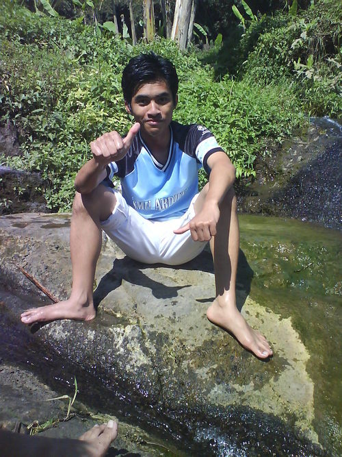 X_Live's profile picture. 