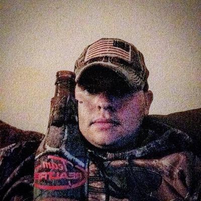 lilHutchchraft's profile picture. Louisiana grown, stationed in cali.