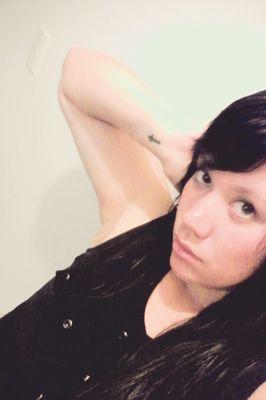 ByKatiaDiaz's profile picture. Soy honesta,transparente,romántica,poeta,
escritora y complicada  :P