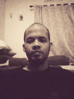 Penikmat kesendirian. Gak usah follow kalo maksa dipolbek, itu sama saja beri kado sempak tapi mengharapkan isinya. Akun ini tentangmu.