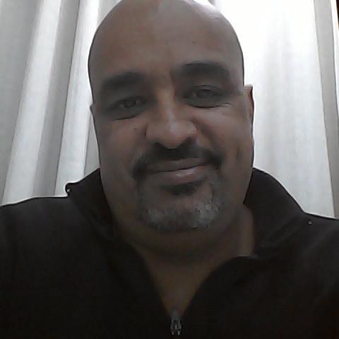 EliezerPlopes's profile picture. 