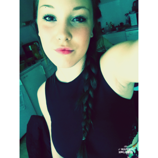Laura, 16 ans, Instagram : Laura_darras Snapchat : Laura_darras, Follow me ✌️