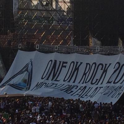 lYtjxYxDqW7O8oS's profile picture. 