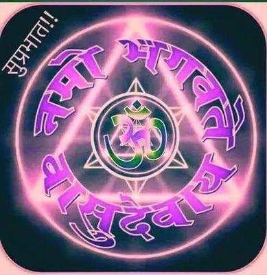 जिनके इरादे मेहनत की स्याही से लिखे होते
है l
उनके किस्मत के पन्ने कभी खाली
नही हाेते..।