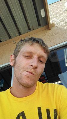 zachery_clayton's profile picture. just a happy country boy that loves his baby boy :)