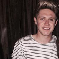 maddy (@anxiousbcnarry) Twitter profile photo