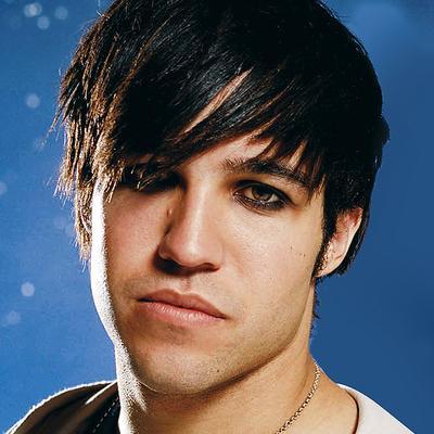 idk im just here to tweet weird pictures of pete wentz you've probably seen before // the original acc