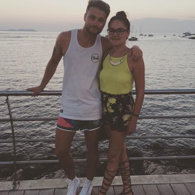 debbieleese's profile picture. 