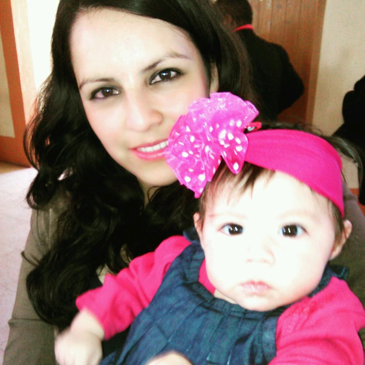 C0nsan's profile picture. Mi vida... tan simple... tan ligera
