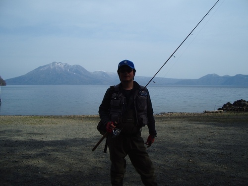 saltwater_line's profile picture. The warm moon where the north angler knows it.