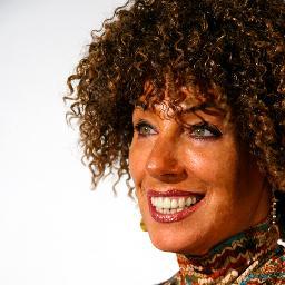 PamDouglasArt's profile picture. 