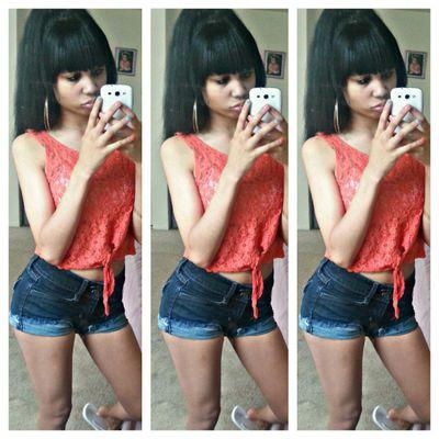 _YThugga's profile picture. 7.23.15  
#717 |#GxldenGods|