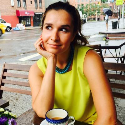 mariazavidova's profile picture. Explorer, avid communicator&unapologetic pop culture buff.When I'm not busy talkin' #digital @MetrolandMedia, I'm obsessively looking for #LifeHacks &great eats