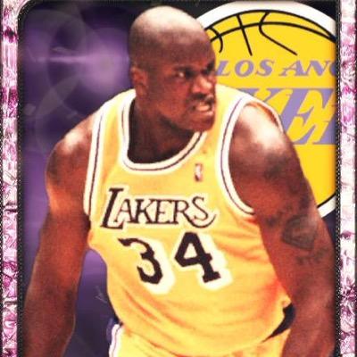 Don't have a good team? I generate players that could help you, including pink diamonds. DM me for the hookup with any cards you want! PS4