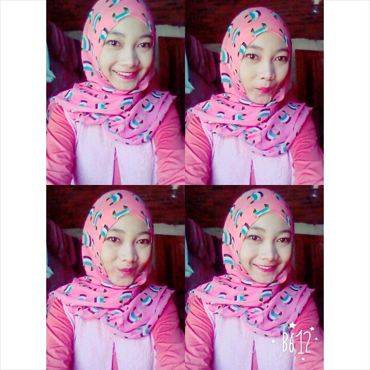 Aku akan terus mencintaimu, sampai aku lelah. sampai aku sadar bahwa yang aku lakukan selama ini hanya sia-sia :* ({})
