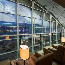 Profitez du confort des salons VIP dans les aéroports/ Relax in airport lounge all around the world.