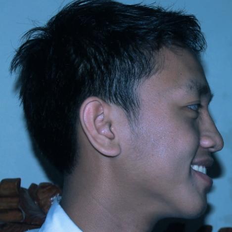 _fhaji's profile picture. Its okay to be an alien !!