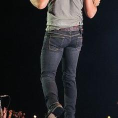 Luke Bryan's Jeans!!