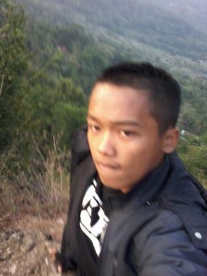 AdietzzIrfanZ's profile picture. Mencari sampai mendapatkan kebenaran dengan ketenangan