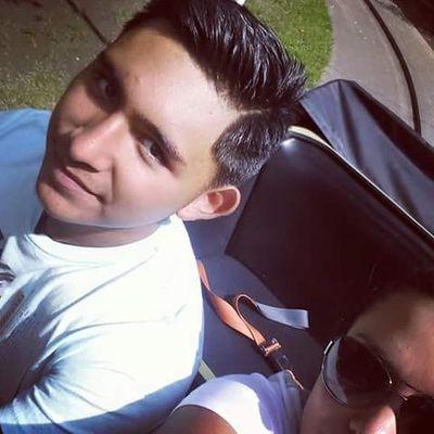 19mikegonzalez's profile picture. live life and move forward every day!