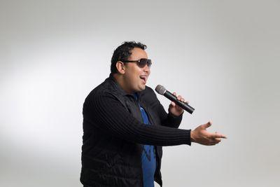 Cantor,compositor,ministro de Louvor, marido e pai. 
NOVO CD #SUBMERGE-ME#