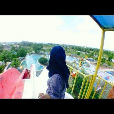 hello Adhe Dwiki Herwidha☺| #Agirls✌                        ID : Ditaay