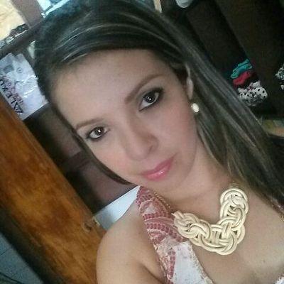 Alejandra86G's profile picture. Lic. En Educación y asesor Nutricional