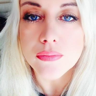 Find everything on here for instant beauty tricks which do not require surgery.