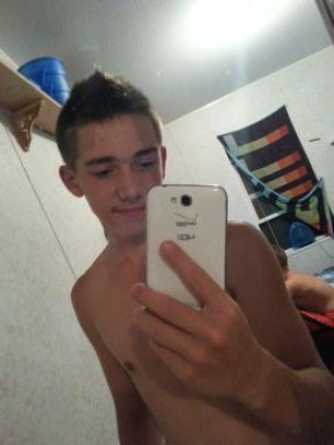 jmforever15's profile picture. When life gives you lemons, make orange juice and sit back an watch everyone try to figure out how you did it.