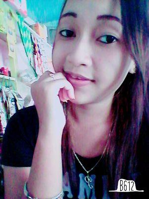 aq lahir tanggal 22 juni 1997 .... 
hobby.. traveling