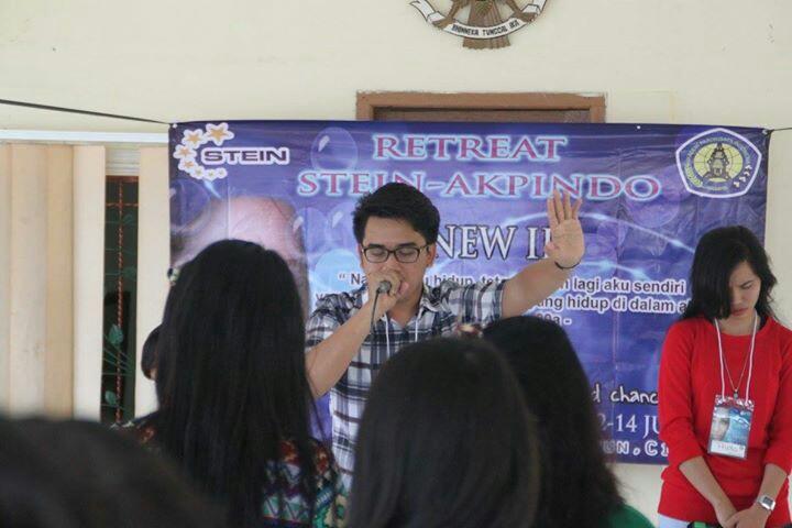 Rhhoii's profile picture. 