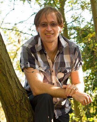 undrones's profile picture. I believe there's a better way to live, and that a few lucky people have already found it. #freedom #choice #humanity