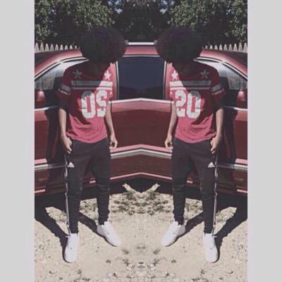 Follow me on vine @wavyy follow me on instagram @wavyy_.d
